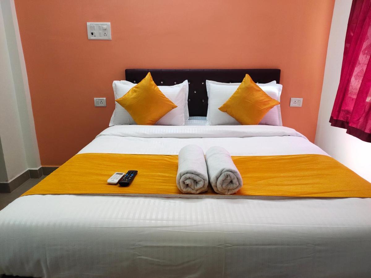 Om Baga Residency Hotel ภายนอก รูปภาพ