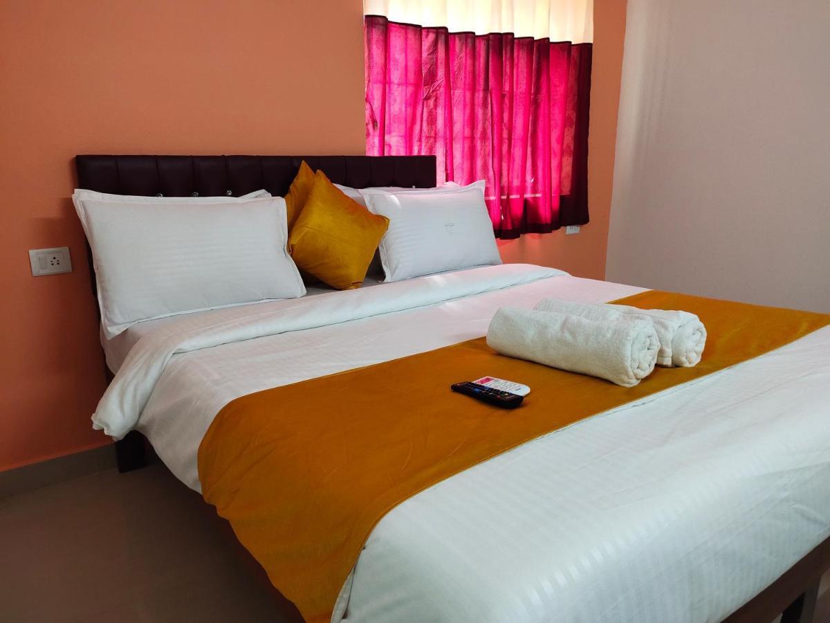 Om Baga Residency Hotel ภายนอก รูปภาพ