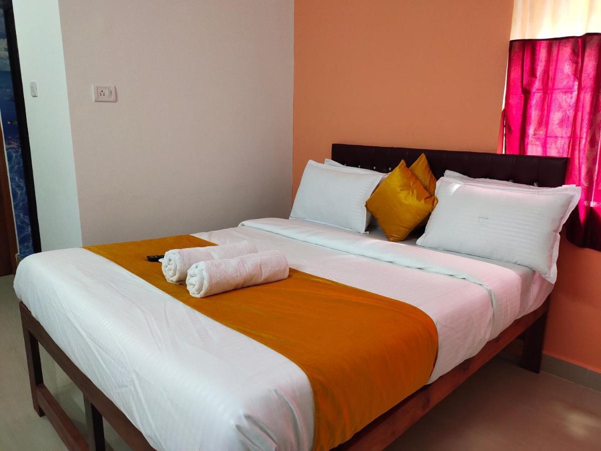 Om Baga Residency Hotel ภายนอก รูปภาพ